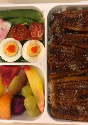 安いウナギで冷めても美味しいウナギ弁当-レシピのメイン写真
