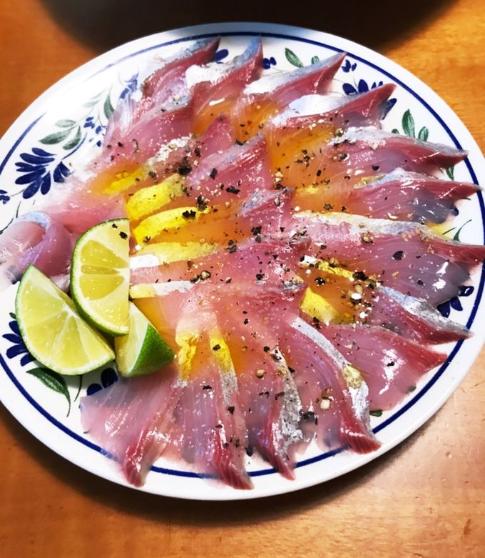 青魚が美味しい＞ヒラマサのカルパッチョ by YOSHIMENCO
