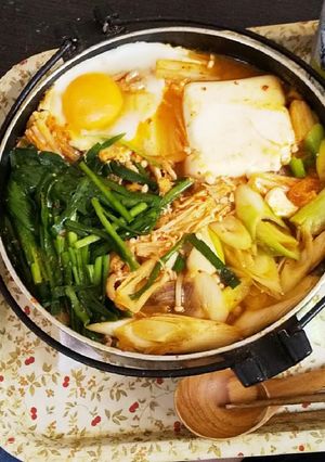 何食べ⭐️ジルベールのキムチチゲ-レシピのメイン写真