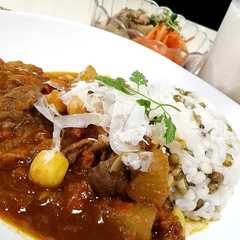 รูปของ 牛筋の薬膳カレー♪