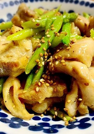アスパラともも肉の味噌マヨ炒め-レシピのメイン写真