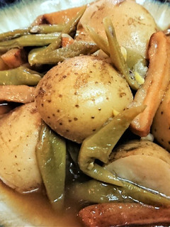 レンチンで簡単【新じゃがとささげの煮物】-レシピのメイン写真