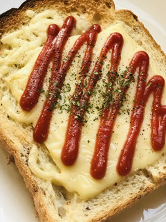 ハム&チーズのケチャップトーストサンド-レシピのメイン写真