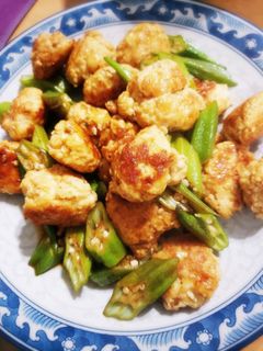 簡単 鶏団子とオクラのポン酢炒め-レシピのメイン写真