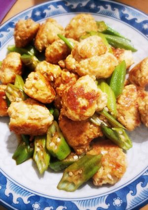 簡単 鶏団子とオクラのポン酢炒め-レシピのメイン写真