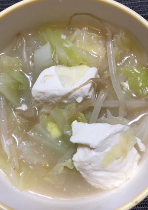 レンチン！キャベツと豆腐の胡麻味噌スープ-レシピのメイン写真