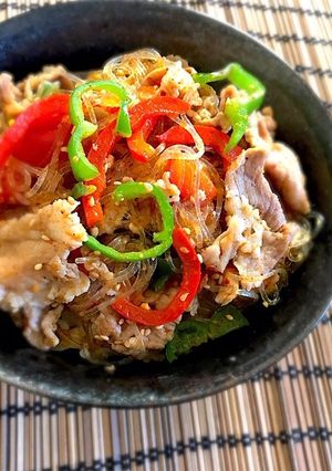 豚こまチャプチェ丼-レシピのメイン写真