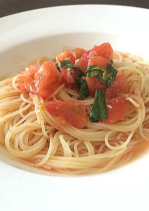 ペロリと美味♪「冷製トマトパスタ」-レシピのメイン写真