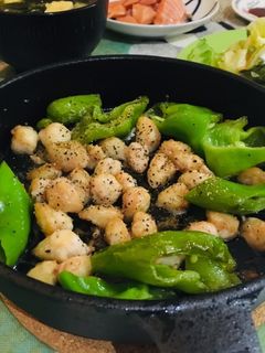 スキレットで焼くぼんじりの山椒焼き-レシピのメイン写真