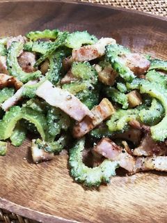 ゴーヤとベーコンの粉チーズ炒め-レシピのメイン写真