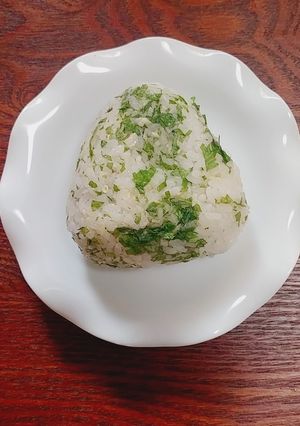 夏の定番☆大葉と生姜のおにぎり-レシピのメイン写真