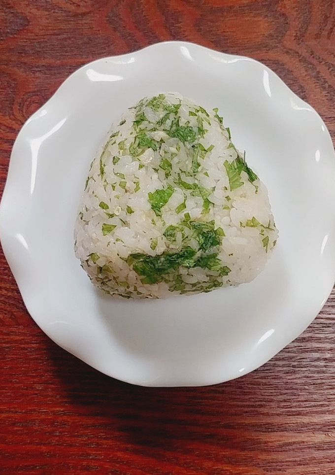 夏の定番☆大葉と生姜のおにぎり-レシピのメイン写真