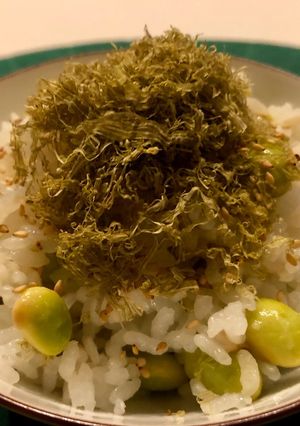 ふりかけこんぶ乗せ枝豆ごはん-レシピのメイン写真