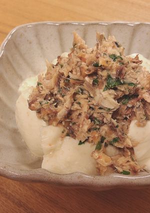 鯖缶で♪梅と大葉の鯖フレークのせ冷奴-レシピのメイン写真
