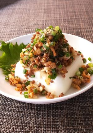 薬味たっぷり☆そぼろキムチ冷奴-レシピのメイン写真