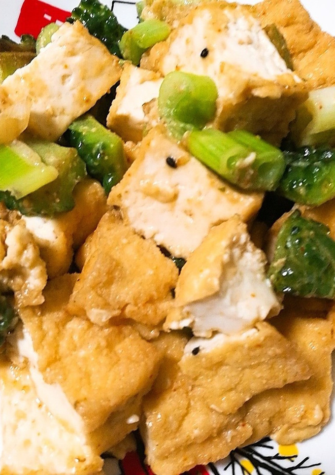 厚揚げとゴーヤの豆板醤炒め-レシピのメイン写真
