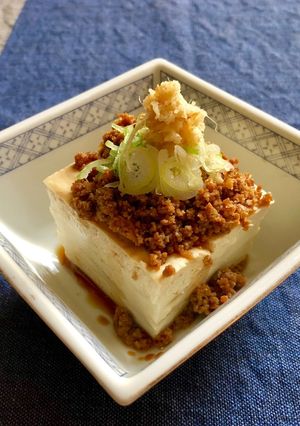 満足！冷奴の肉味噌そぼろ掛け☆生姜風味-レシピのメイン写真