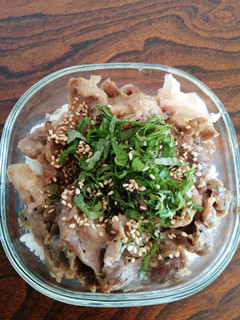 旦那弁当30『塩麹漬け豚肉丼』-レシピのメイン写真