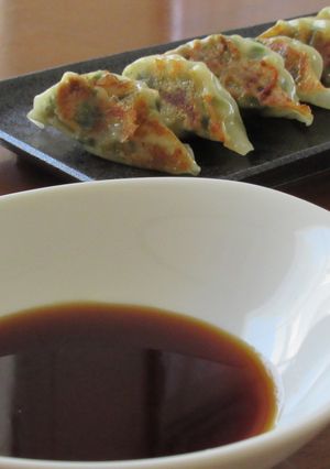 豚ひき肉と青ニラの焼き餃子-レシピのメイン写真