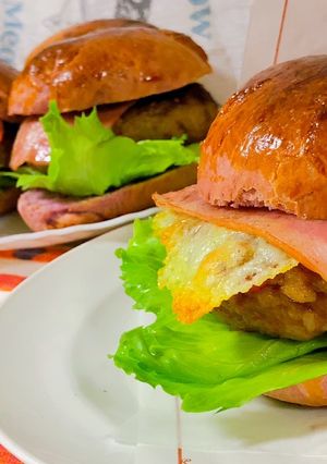 グラムバーガー（ハンバーガー）-レシピのメイン写真