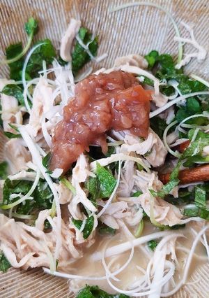 簡単!鶏ササミと梅シソのごまだれ和え♪-レシピのメイン写真
