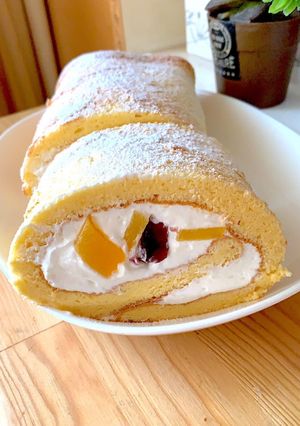 赤ワインゼリーとフルーツのロールケーキ-レシピのメイン写真