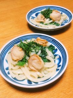 紫蘇とベビーホタテの白だし焼きうどん-レシピのメイン写真
