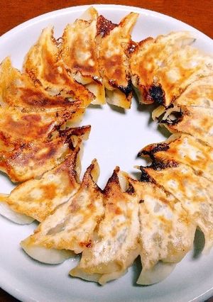 青じそたっぷり☆しそ餃子♪-レシピのメイン写真