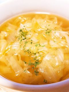 キャベツと玉ねぎのコンソメスープ-レシピのメイン写真