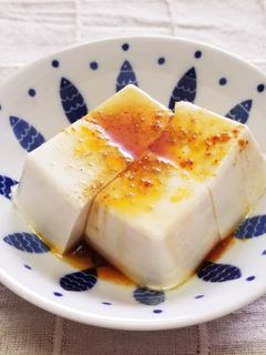 花椒・ラー油で♪さっと出来るピリ辛冷奴-レシピのメイン写真