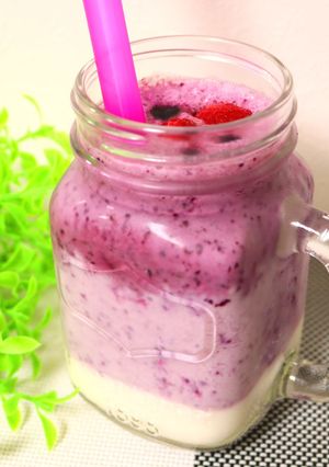 簡単朝ごはん♪ブルーベリースムージー-レシピのメイン写真