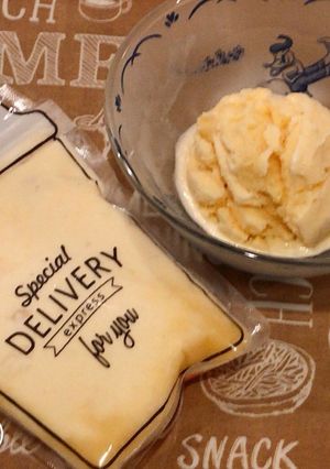 生クリーム入り、濃厚バニラアイスクリーム-レシピのメイン写真
