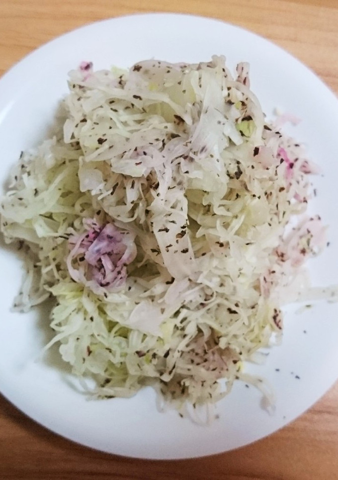 秒でできるキャベツのゆかり和え-レシピのメイン写真