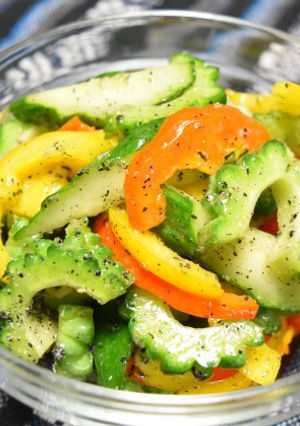 ゴーヤと夏野菜のごま塩和え-レシピのメイン写真
