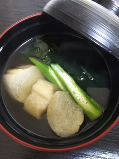 ワカメと小町麩のお吸い物-レシピのメイン写真