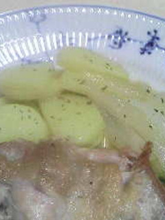 フライパンひとつで☻ ☺鶏肉の白ワイン煮-レシピのメイン写真