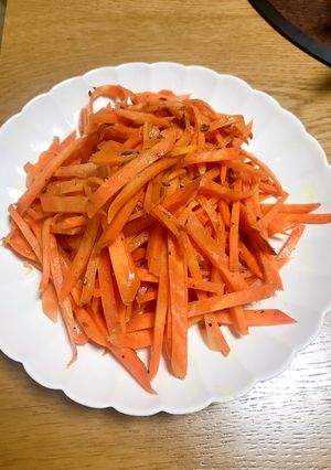 カレーみたいな味がする人参のクミン炒め-レシピのメイン写真