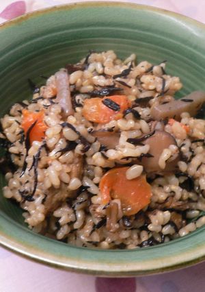 玄米の五目炊き込みご飯-レシピのメイン写真