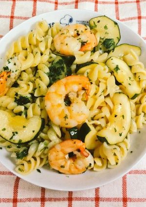 再現&アレンジ！海老とズッキーニのパスタ-レシピのメイン写真