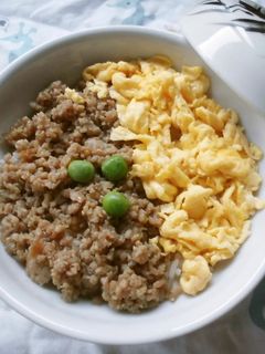鶏そぼろの2色丼♪-レシピのメイン写真