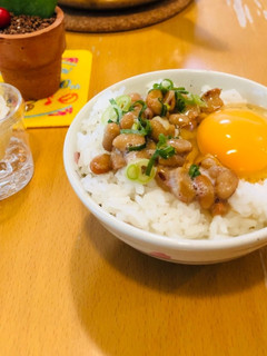 酢納豆に☆味付塩こしょう〜卵かけご飯-レシピのメイン写真