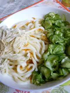昆布酢かけきゅうり塩もみの冷やしうどん-レシピのメイン写真