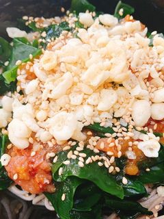 冷やし梅わかめ蕎麦-レシピのメイン写真