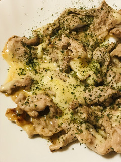 シンプル●豚こまぎれ肉のチーズ焼き-レシピのメイン写真