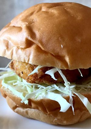 朝食にクリームコロッケバーガー！-レシピのメイン写真