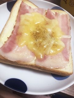 簡単☆美味しいベーコンチーズトースト-レシピのメイン写真
