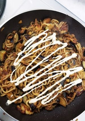 油ギトギト☆ツナとマヨとナスの焼きそば-レシピのメイン写真