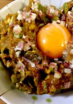 夏野菜消化！ナスとアボカドのピリ辛ユッケ-レシピのメイン写真