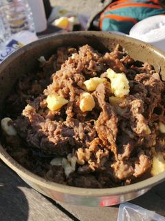 チーズが美味しい焼肉 簡単 山メシ!-レシピのメイン写真