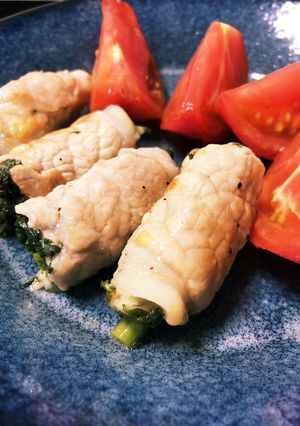 春菊とチーズの豚肉巻き-レシピのメイン写真